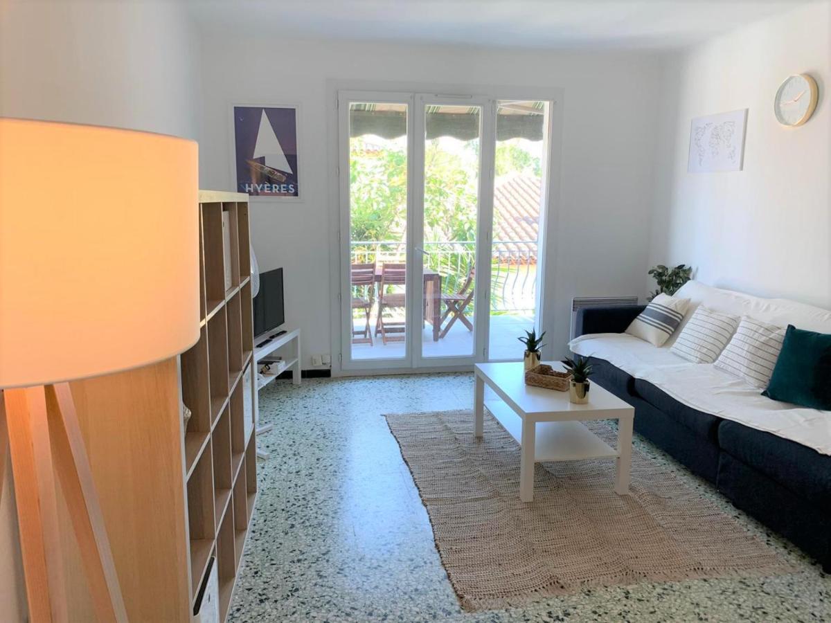 Beaux Appartements 3 Pieces Avec Espaces Exterieurs Et Parking - Proche Plage อิแยร์ ภายนอก รูปภาพ