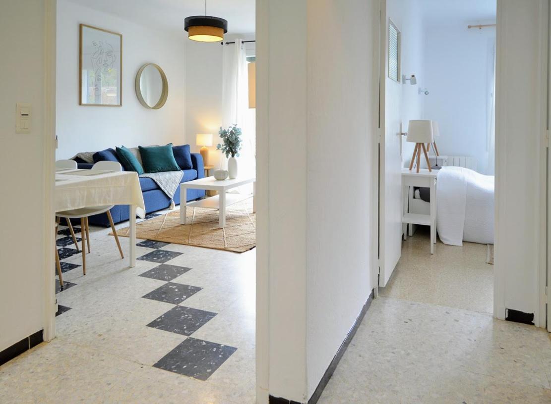 Beaux Appartements 3 Pieces Avec Espaces Exterieurs Et Parking - Proche Plage อิแยร์ ภายนอก รูปภาพ